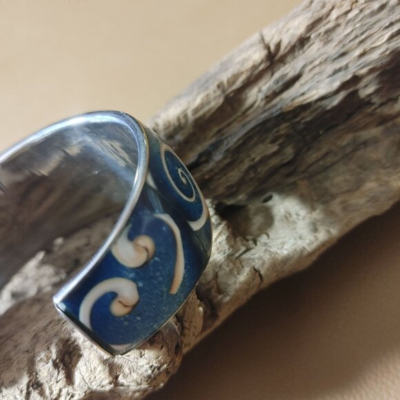 Conch Shell Inlay Swirl Textured Cuff Bracelet Blue Pink White Natural Stone - Picture 11 of 14